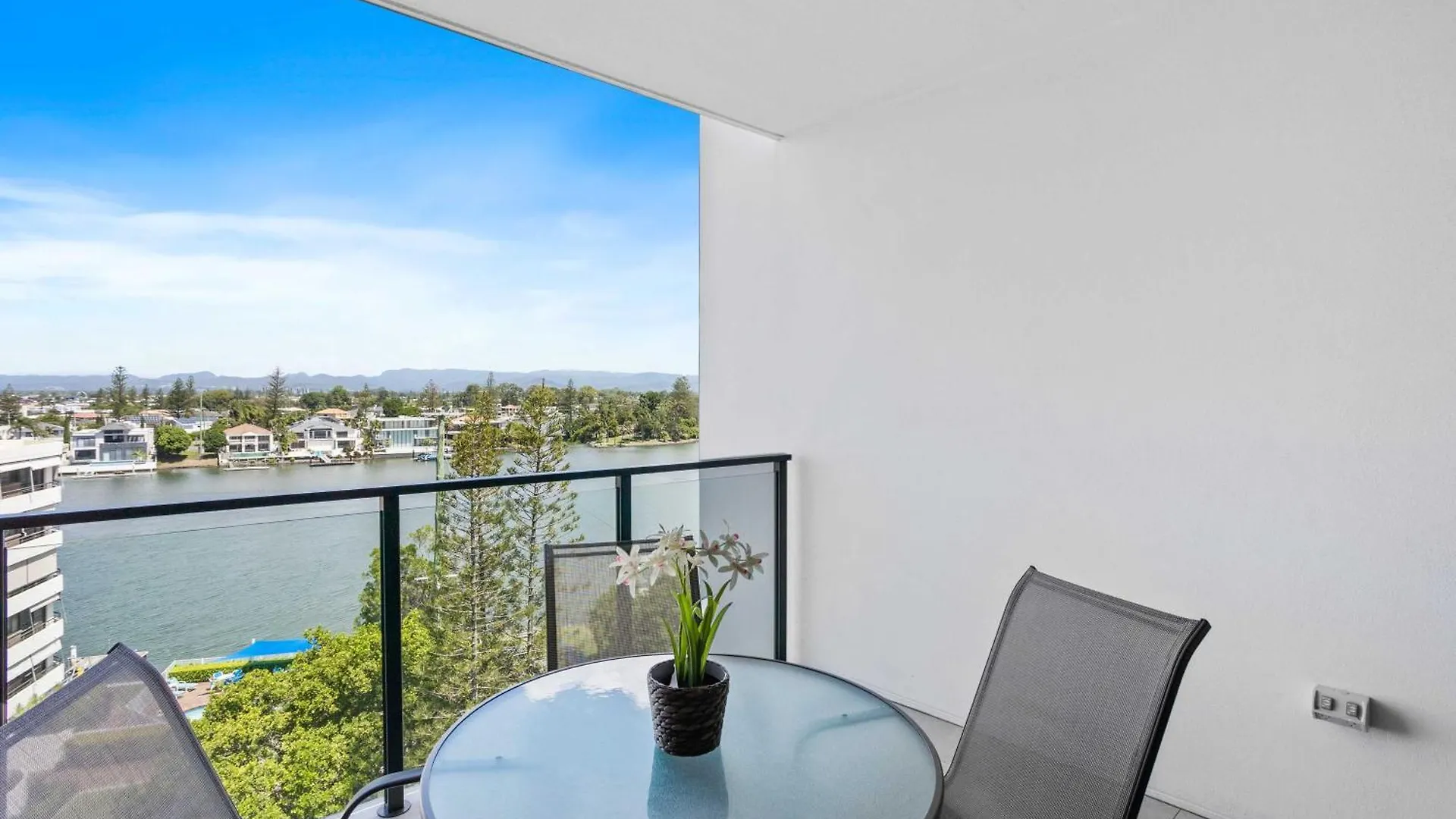 Aparthotel Peninsular Gold Coast 4*,  Australie