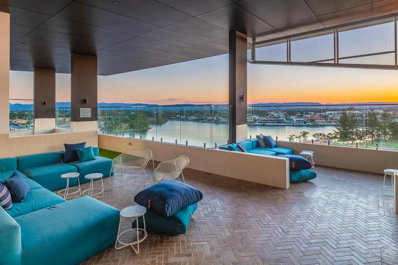 Aparthotel Peninsular Gold Coast